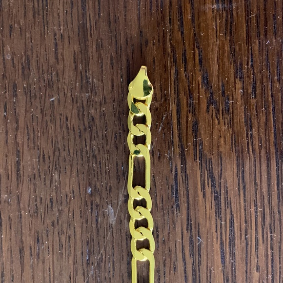 8.5” Long 7mm Wide 24k Gold Electroplated Bracelet (Unisex) - Picture 4 of 6